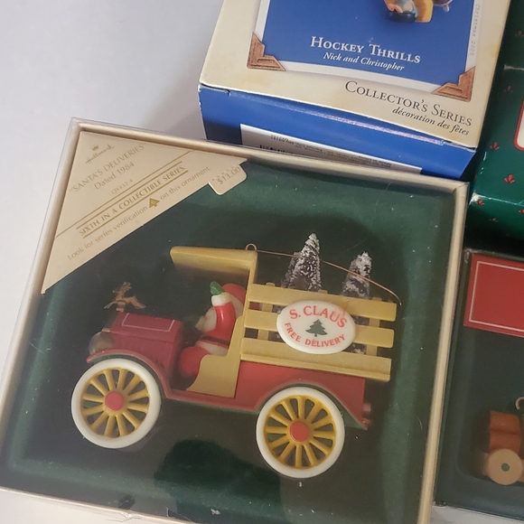Hallmark Christmas Ornaments - Cars - Roadmaster, Santa Car  , fire eng LOT Of 6 - Picture 6 of 8